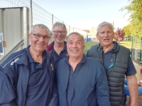 La quadrette vétérans (rugby) de la Boule d’Or Chalonnaise Isaïe-Neuzillet-Dutroncy-Cabadais dans le top 6 du concours de ‘Boules Lyonnaises’ de Crissey. 