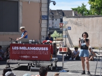 Chalon-dans la Rue : Compagnie l’Escarpée ’60 ans d’écoute’