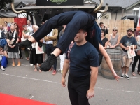 Spectacle Chalon dans la Rue (2) : La compagnie Casa Otra vous offre un spectacle d’acrobatie plein de poésie