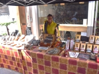 Marché du dimanche à Chalon-sur-Saône : Avec la société Mad’Aldine découvrez les spécialités de Madagascar 