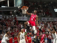 Chalon 76 Villeurbanne 69 : dans un colisée en feu l’Elan Chalon surclasse Villeurbanne 