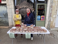 Vente de brioches, une action de solidarité en faveur des personnes âgées et handicapées du Comité de bienfaisance du quartier Saint-Vincent -Sainte Marie