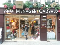 Chalon-sur-Saône : Les belles vitrines de Noël de  nos commerçants (1)