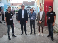 Le maire rend visite au festival Dancing People Don't Die 2023