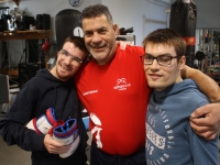 La boxe, un souffle d'énergie et de joie pour les handiboxeurs du ROC