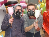 Dans les coulisses du hangar des Gôniots : la fabrique des chars du Carnaval de Chalon 2026