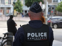 Vaste opération de contrôle des trottinettes électriques Place de l'Obélisque