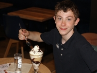 Une pause fraîche et gourmande au Place 2B avec les Glaces des Alpes