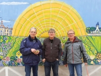 La fresque géante est de retour sur l'esplanade de la Halle ronde givrotine