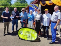 Le Lions club « Chalon Cercle d'or» a remis un chèque à l'association des chiens guides d'aveugles