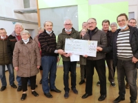 L’association ̏Tous Ensemble˝ de Champforgeuil a remis un chèque de 1000 € à "Cœur et Santé" de Chalon.