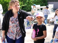 Champforgeuil, un cluedo géant pendant les vacances pour les enfants de la maison de loisirs. 