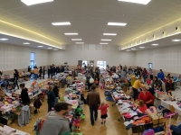 La bourse au matériel de puériculture, jouets, vêtements petite enfance s’est tenue samedi 16 octobre à Châtenoy le Royal.