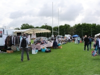 2000 visiteurs à la brocante organisée par le Club Rugby Châtenoy le Royal.
