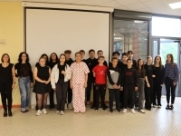 Les élèves de 4ème 3 du collège Louis Aragon de Châtenoy le Royal ont participé à un projet culturel et artistique "Viva Cuba !".