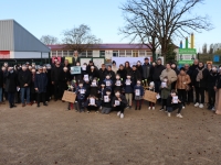 Parents, enseignants, élus se mobilisent contre la fermeture d’une classe de maternelle au groupe scolaire M. et G. Mallet.