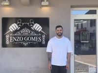 NOUVEAU : Enzo Gomes, barbier professionnel, a ouvert son salon 17 place du 4 septembre 