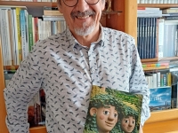 Emmanuel Mère, auteur chalonnais, vous donne rendez-vous à la foire de printemps pour la présentation de son tout nouvel ouvrage : « La clé des songes », recueil de poésie pour enfants.