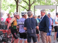 Chalon-sur-Saône : 180 cyclistes reliant Paris à Nice se sont arrêtés pour une nuit à Chalon-sur-Saône