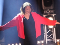 Anne Roumanoff : l’humour pinçant lui va si bien au teint !