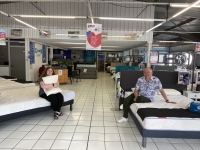 À La Halle au Sommeil Chalon/Saône, Aurore et Frédéric vous accueillent toujours av. Monnot prolongée : les travaux de leur futur local ne sont pas terminés !