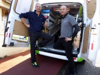 Guillaume et David, franchisés Repar’stores, prolongent la vie de vos volets roulants, stores, stores bannes… 