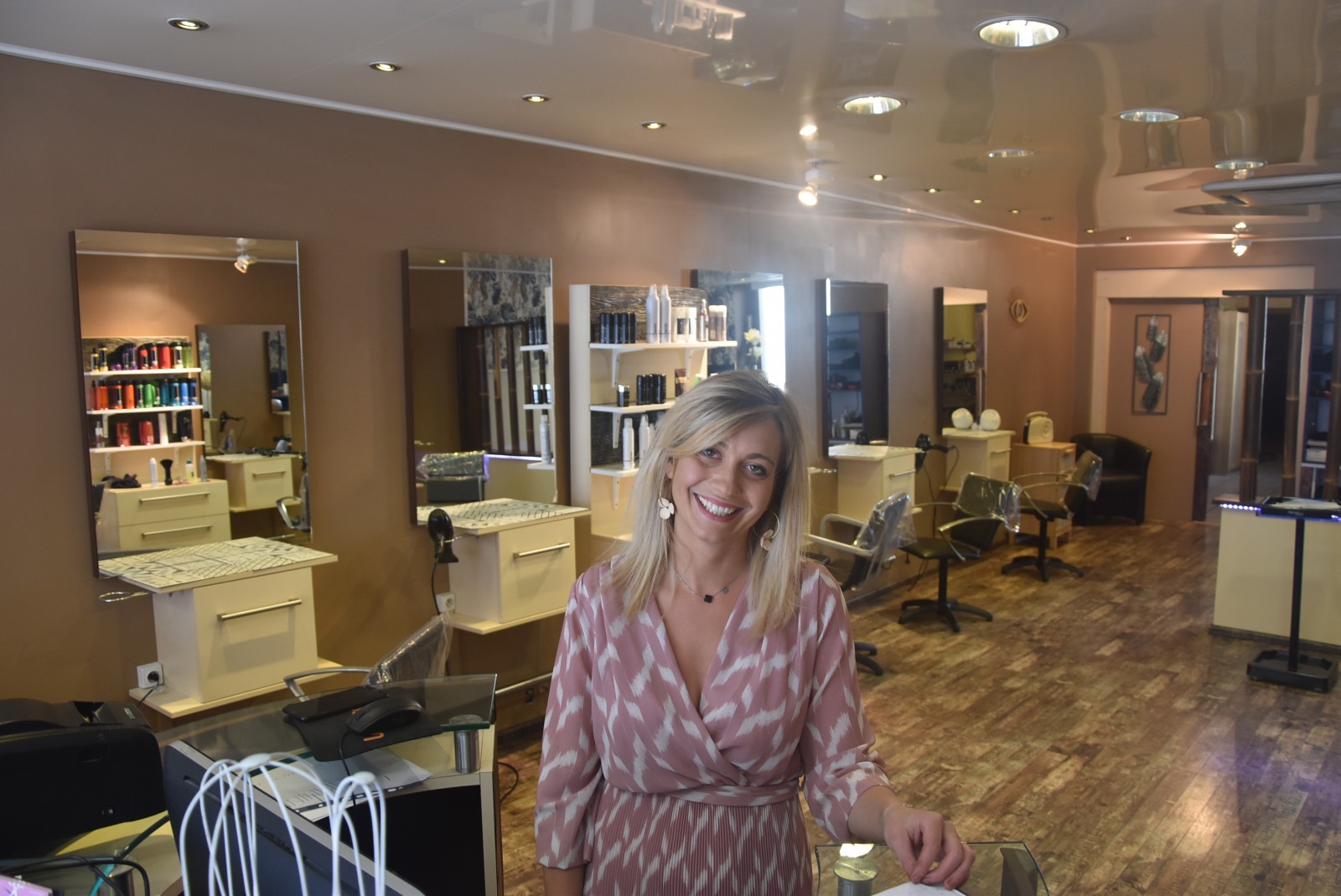 Nouveau commerce : « Vanessa de mèche avec vous », le salon de coiffure ...