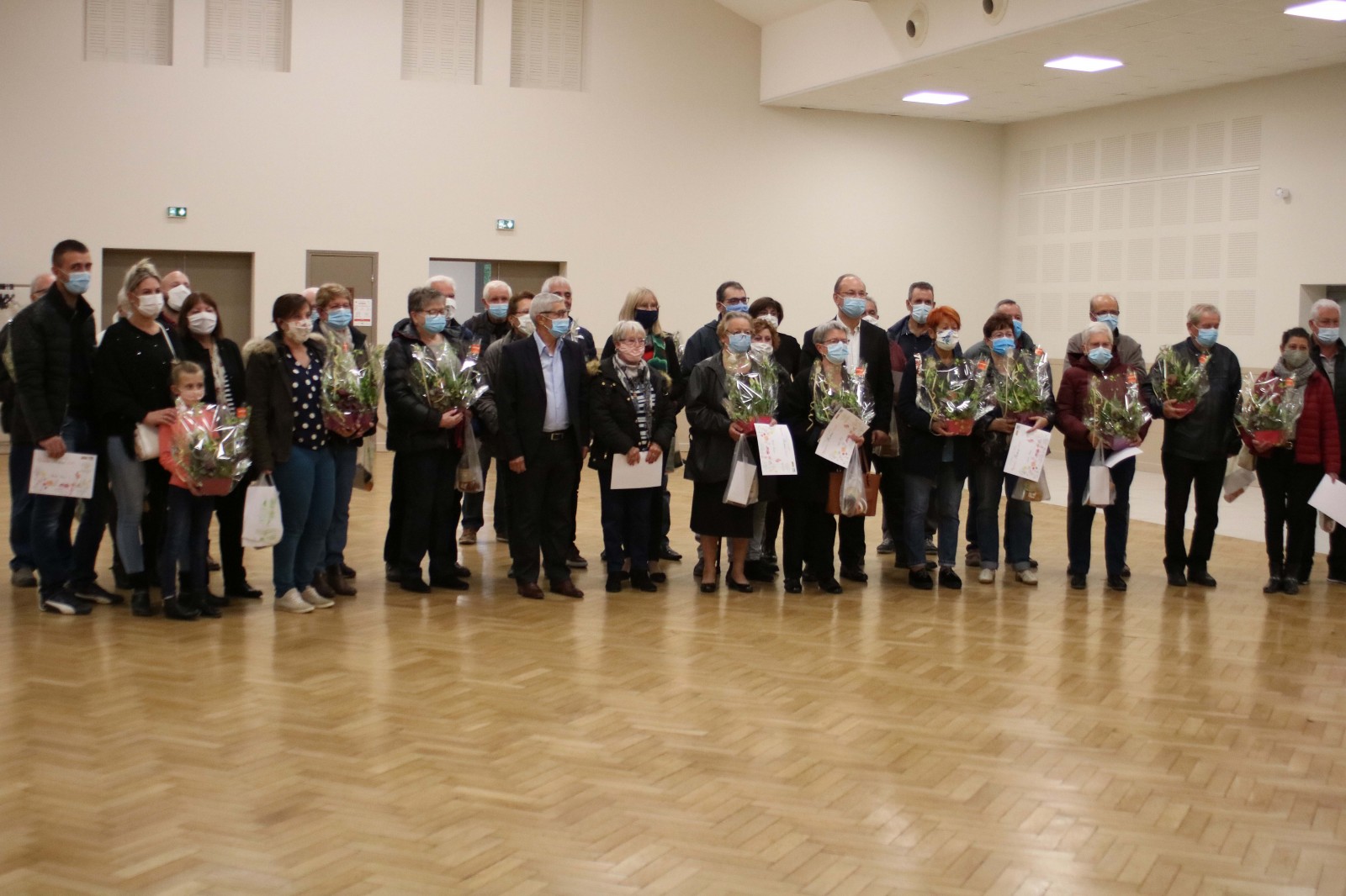Chalon Sur Saone A Chatenoy Le Royal Les Habitants Participent Au Fleurissement Info Chalon L Actualite De Info Chalon Chalon Sur Saone A Chatenoy Le Royal Les Habitants Participent Au Fleurissement Info Chalon L Actualite De Info Chalon