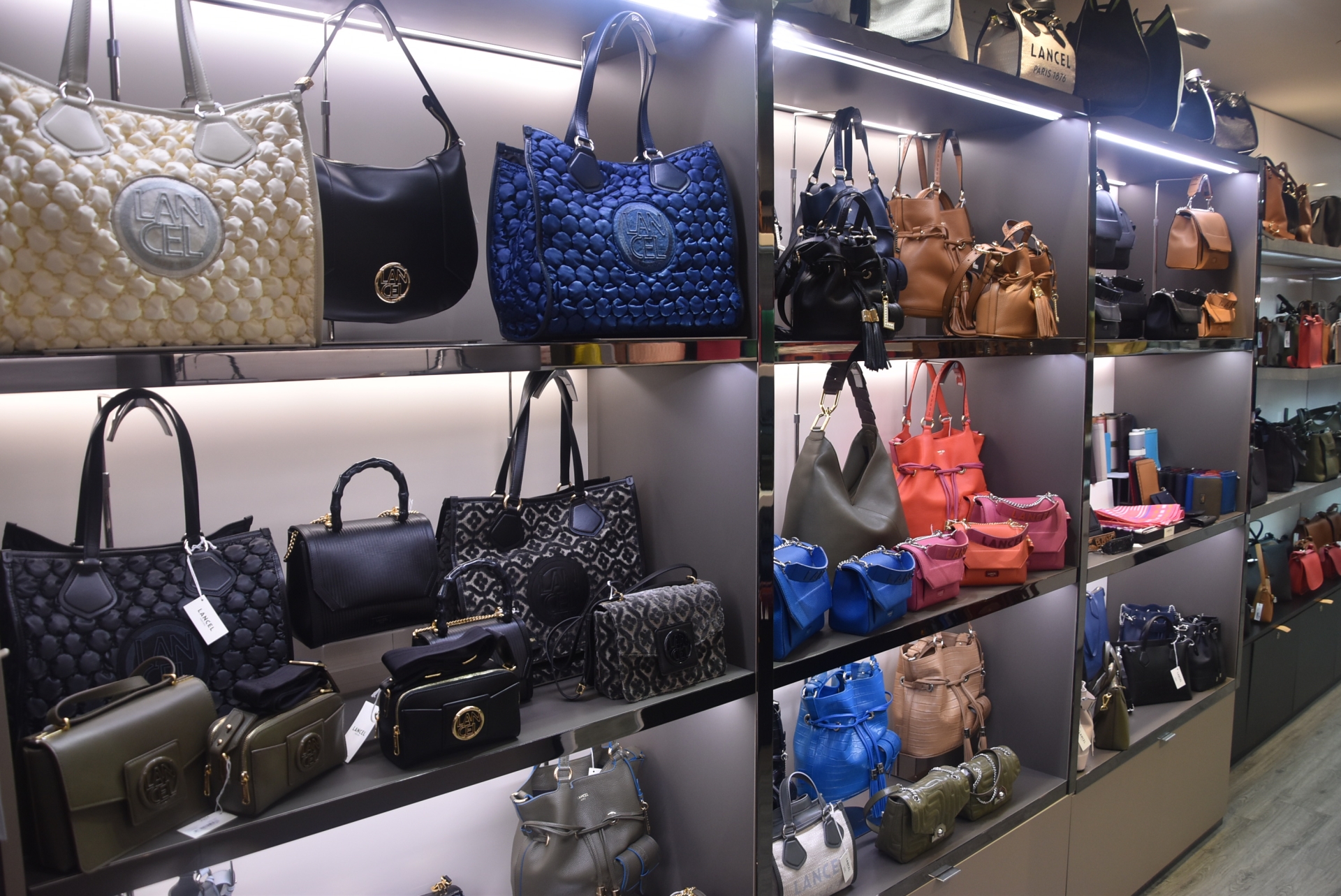Maroquinerie haut shop de gamme marques