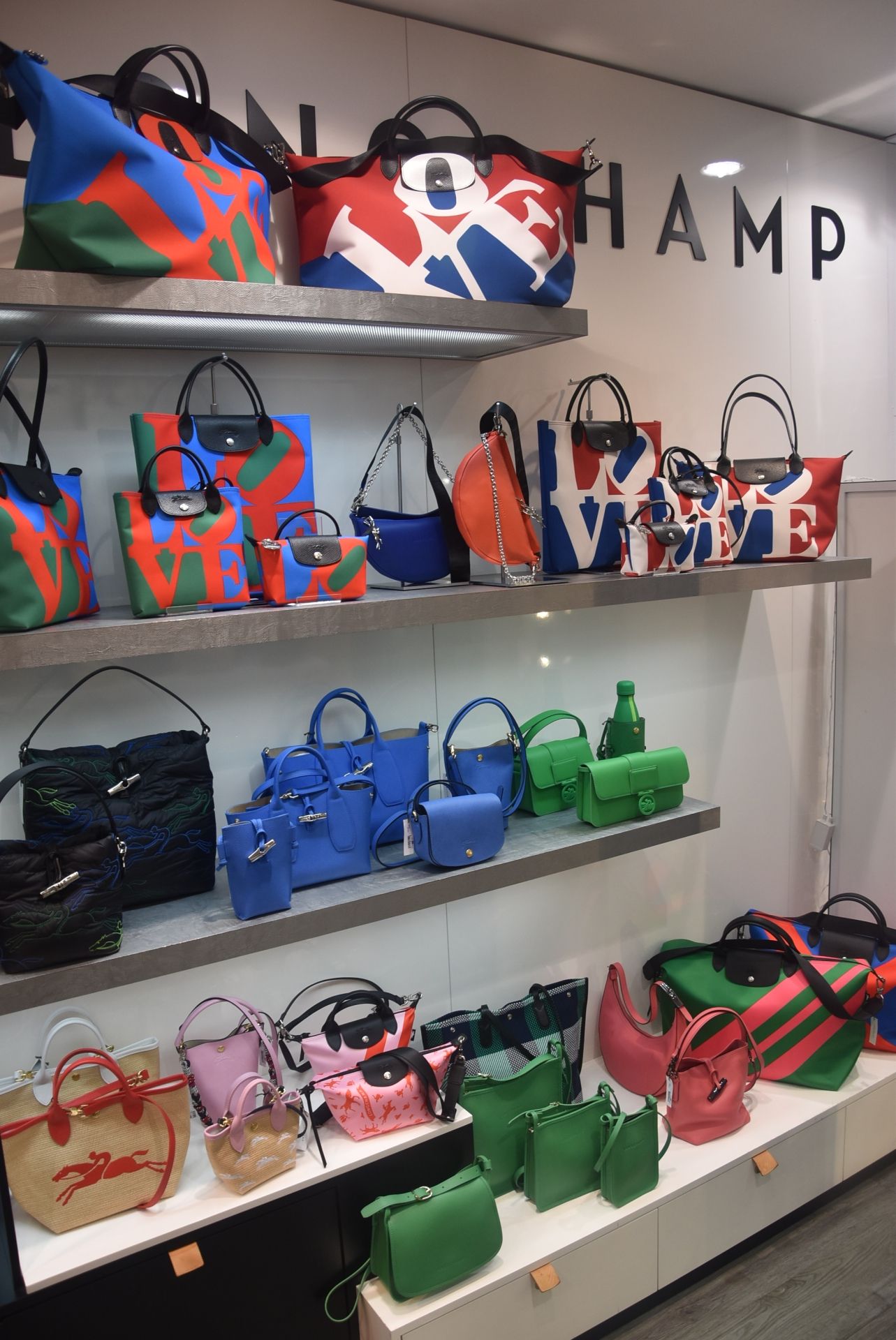 Maroquinerie BAG Quand le cuir devient Luxe info chalon Toute l actualite sur le Grand Chalon et en Saone et Loire