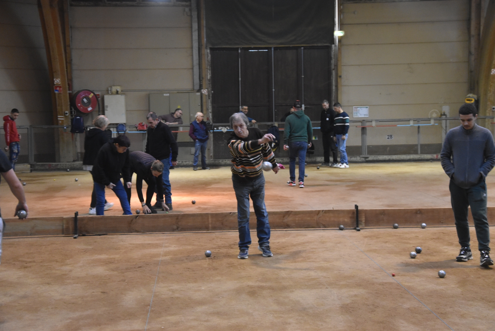 succ-s-du-concours-de-p-tanque-organis-par-l-association-du-boulodrome