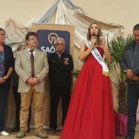 Miss Bourgogne, simple et abordable, a fêté son sacre chez elle, à l'Abergement-Sainte-Colombe