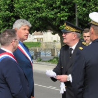 Cérémonie d'installation du nouveau sous-préfet Philippe Deschamps au monument aux morts de Chalon-sur-Saône