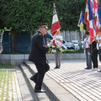 Cérémonie d'installation du nouveau sous-préfet Philippe Deschamps au monument aux morts de Chalon-sur-Saône