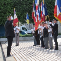 Cérémonie d'installation du nouveau sous-préfet Philippe Deschamps au monument aux morts de Chalon-sur-Saône