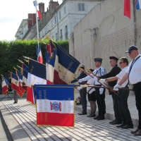 Cérémonie d'installation du nouveau sous-préfet Philippe Deschamps au monument aux morts de Chalon-sur-Saône