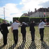 Cérémonie d'installation du nouveau sous-préfet Philippe Deschamps au monument aux morts de Chalon-sur-Saône