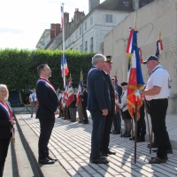 Cérémonie d'installation du nouveau sous-préfet Philippe Deschamps au monument aux morts de Chalon-sur-Saône
