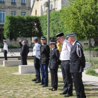 Cérémonie d'installation du nouveau sous-préfet Philippe Deschamps au monument aux morts de Chalon-sur-Saône