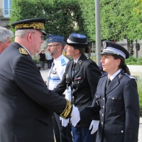 Cérémonie d'installation du nouveau sous-préfet Philippe Deschamps au monument aux morts de Chalon-sur-Saône