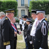 Cérémonie d'installation du nouveau sous-préfet Philippe Deschamps au monument aux morts de Chalon-sur-Saône