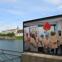 Chalon-sur-Saône : une exposition de photos sur les quais fait la promotion du don de plasma