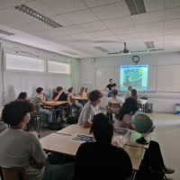 Les élèves du lycée St Charles à Chalon-sur-Saône ont accueilli un astrophysicien pour la journée