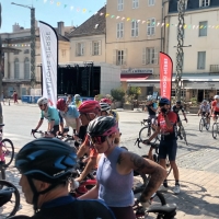 Chalon-sur-Saône : 180 cyclistes reliant Paris à Nice se sont arrêtés pour une nuit à Chalon-sur-Saône