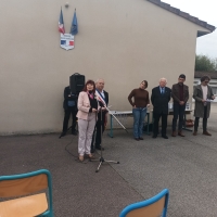 Ouroux-sur-Saône : Inauguration de la plaque de l'Ordre National du Mérite à l'Ecole primaire