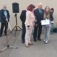Ouroux-sur-Saône : Inauguration de la plaque de l'Ordre National du Mérite à l'Ecole primaire