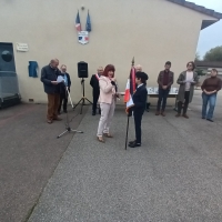 Ouroux-sur-Saône : Inauguration de la plaque de l'Ordre National du Mérite à l'Ecole primaire