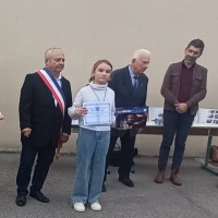 Ouroux-sur-Saône : Inauguration de la plaque de l'Ordre National du Mérite à l'Ecole primaire