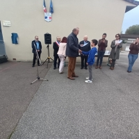 Ouroux-sur-Saône : Inauguration de la plaque de l'Ordre National du Mérite à l'Ecole primaire