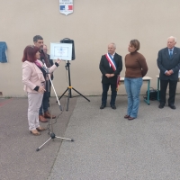 Ouroux-sur-Saône : Inauguration de la plaque de l'Ordre National du Mérite à l'Ecole primaire